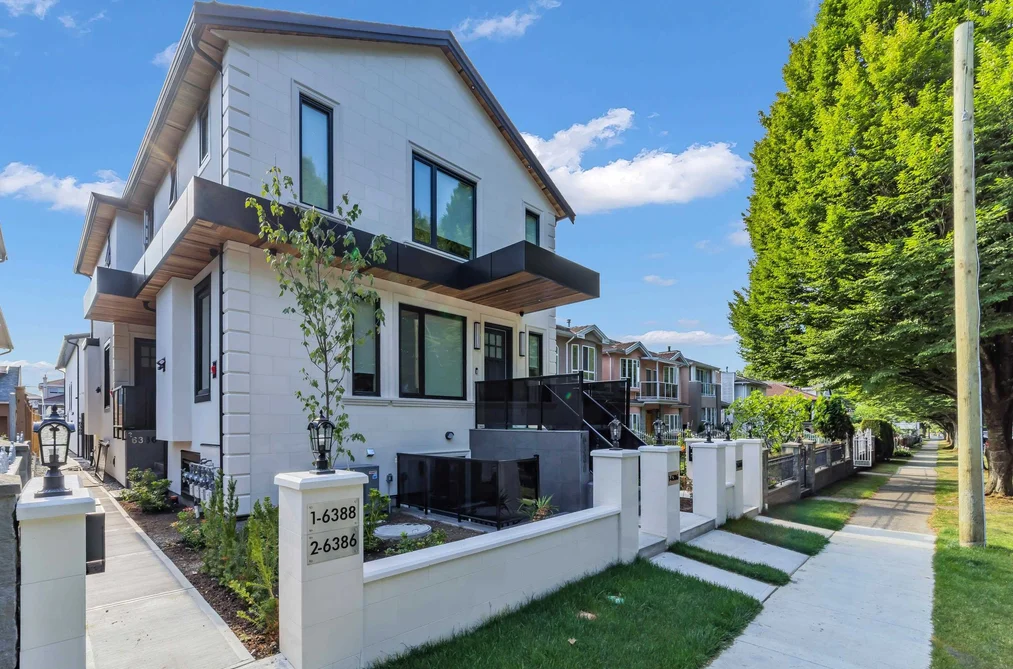 Half Duplex for sale at 1 6388 Argyle Street Vancouver British Columbia - MLS: R3148459