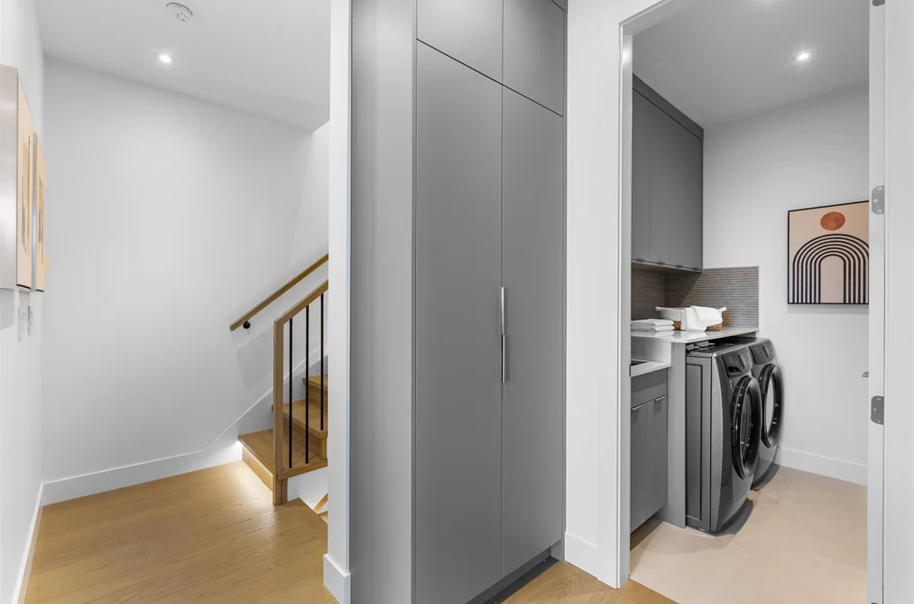 1 6682 NAPIER STREET, Burnaby, BC — Residential for Sale — Photo 19 of 30