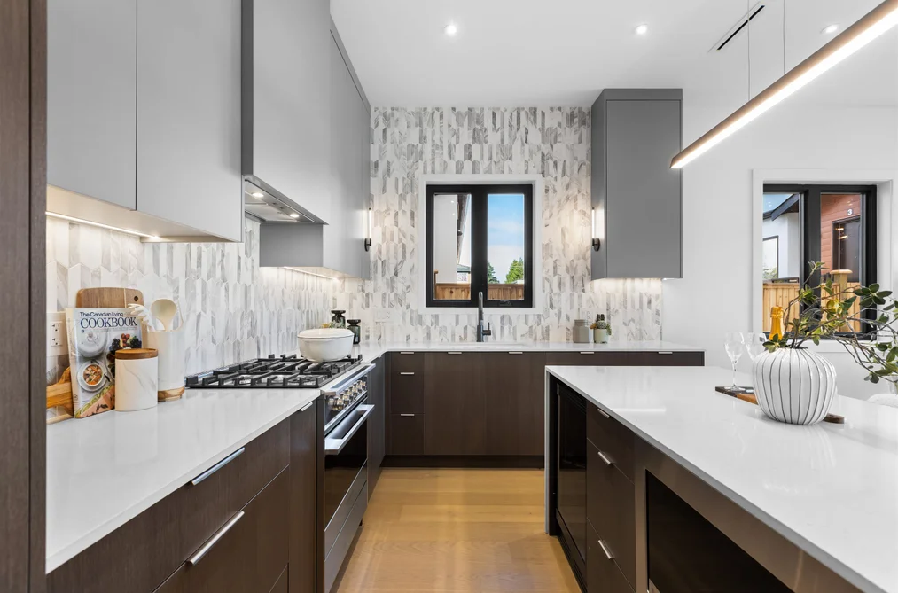 1 6682 NAPIER STREET, Burnaby, BC — Residential for Sale — Photo 9 of 30