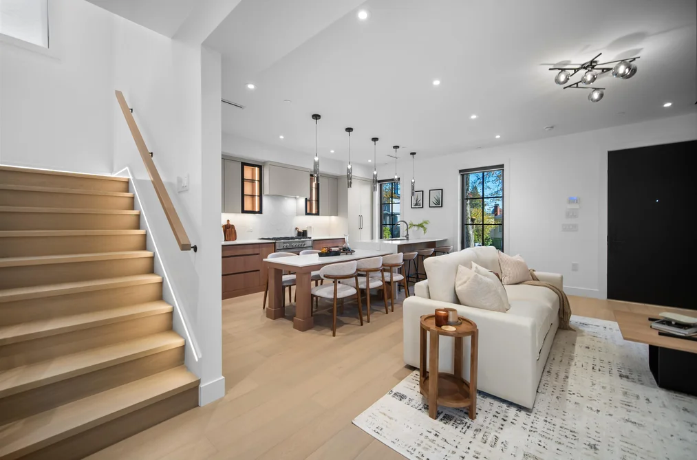 1-6879 Quebec Street, Vancouver, BC - Triplex for Sale - Photo 2 of 20 1-6879 Quebec Street, Vancouver, BC - Triplex for Sale - Photo 2 of 20
