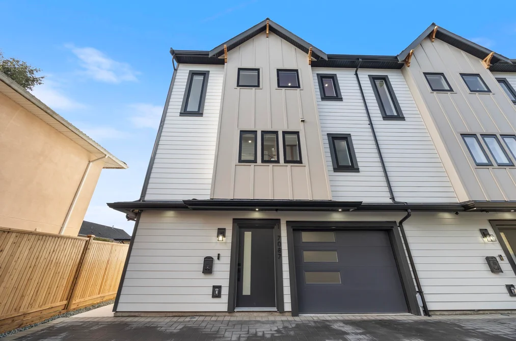 7087 Mary Ave Unit 1, Burnaby, BC - MLS: R3169351