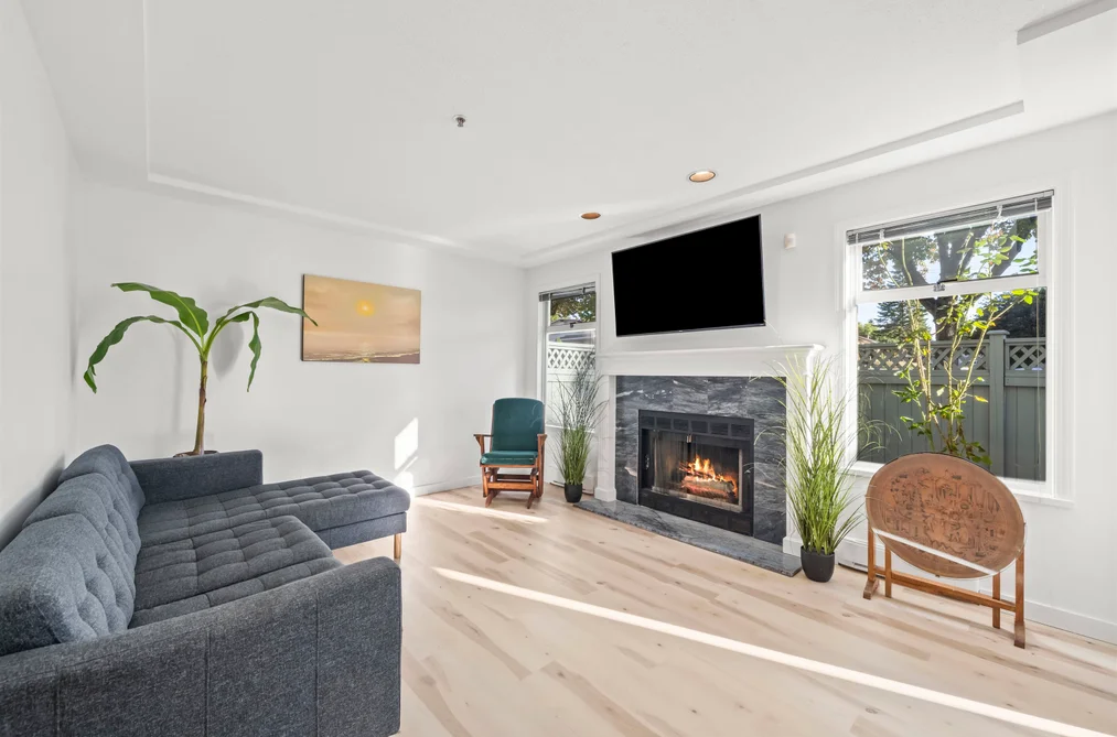 7110 Barnet Rd Unit 1, Burnaby, BC - MLS: R3170218