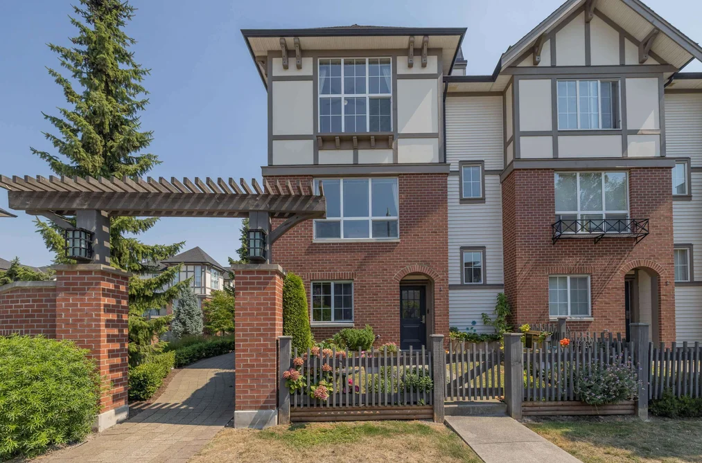 Townhouse for sale at 1 7848 209 Street Langley British Columbia - MLS: R3155872