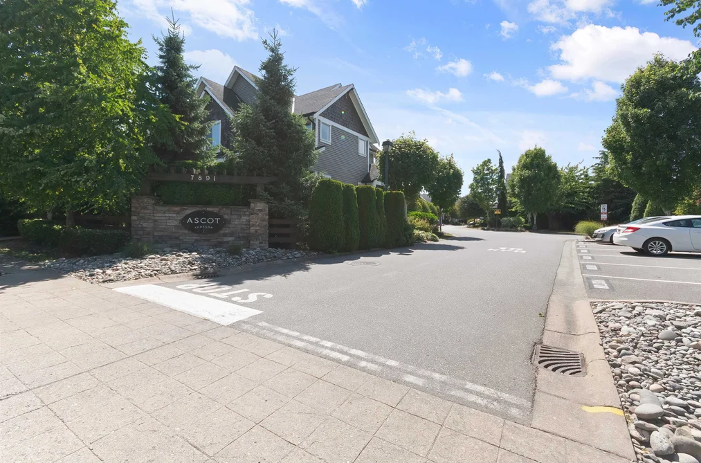 1 7891 211 STREET, Langley BC V2Y 0L5, Langley BC — Residential for Sale — Photo 2 of 40