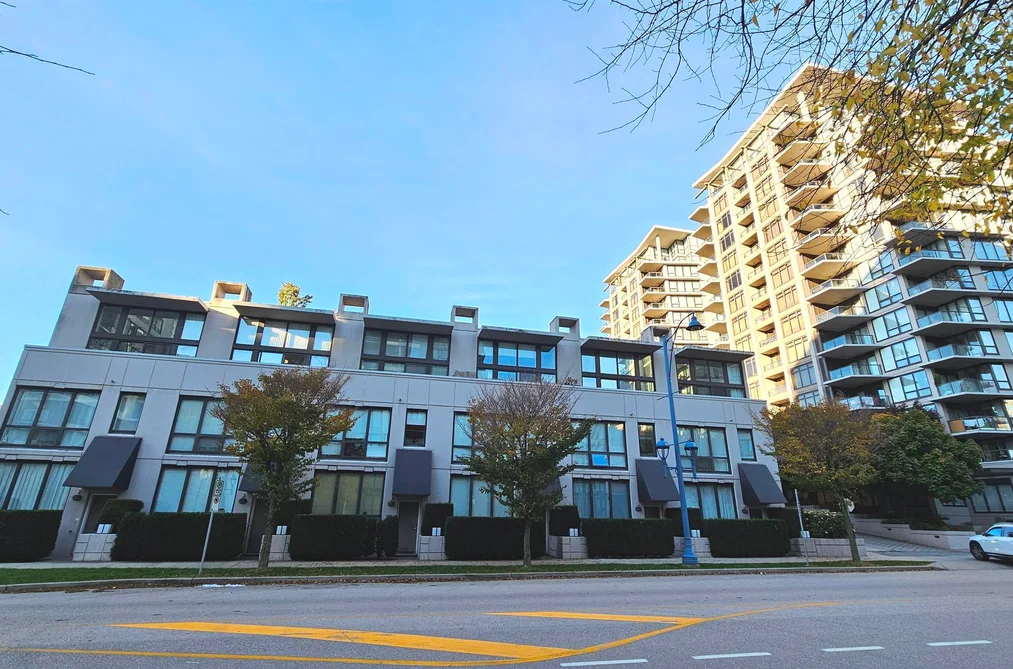 Townhouse for sale at 1 7911 Ackroyd Road Richmond British Columbia - MLS: R3077556