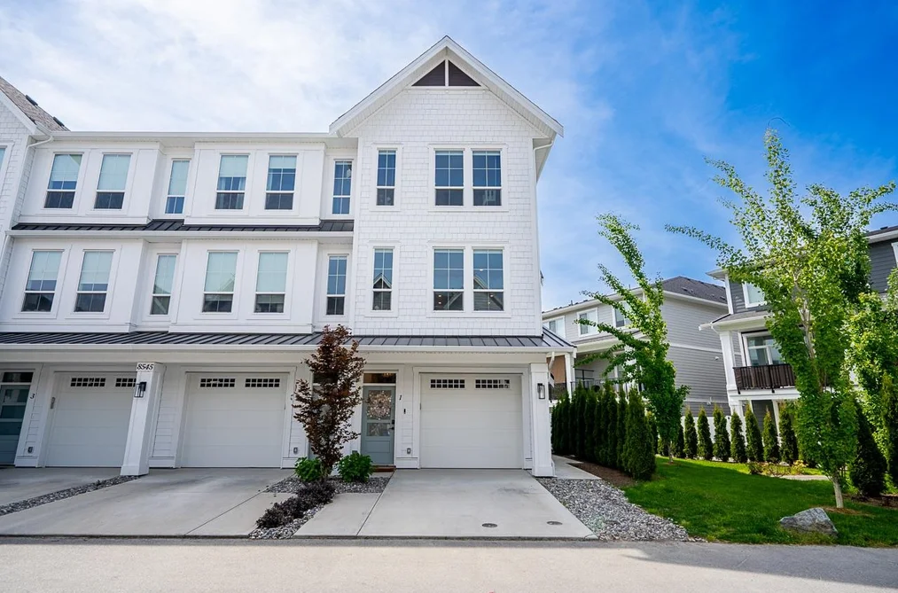Townhouse for sale at 1 8545 Maplewood Road Road Chilliwack British Columbia - MLS: R3120551