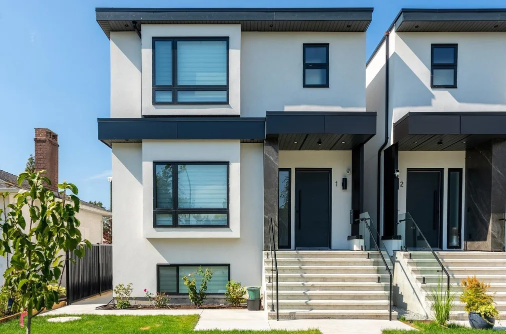 Half Duplex for sale at 1 8633 12th Avenue Burnaby British Columbia - MLS: R3160845