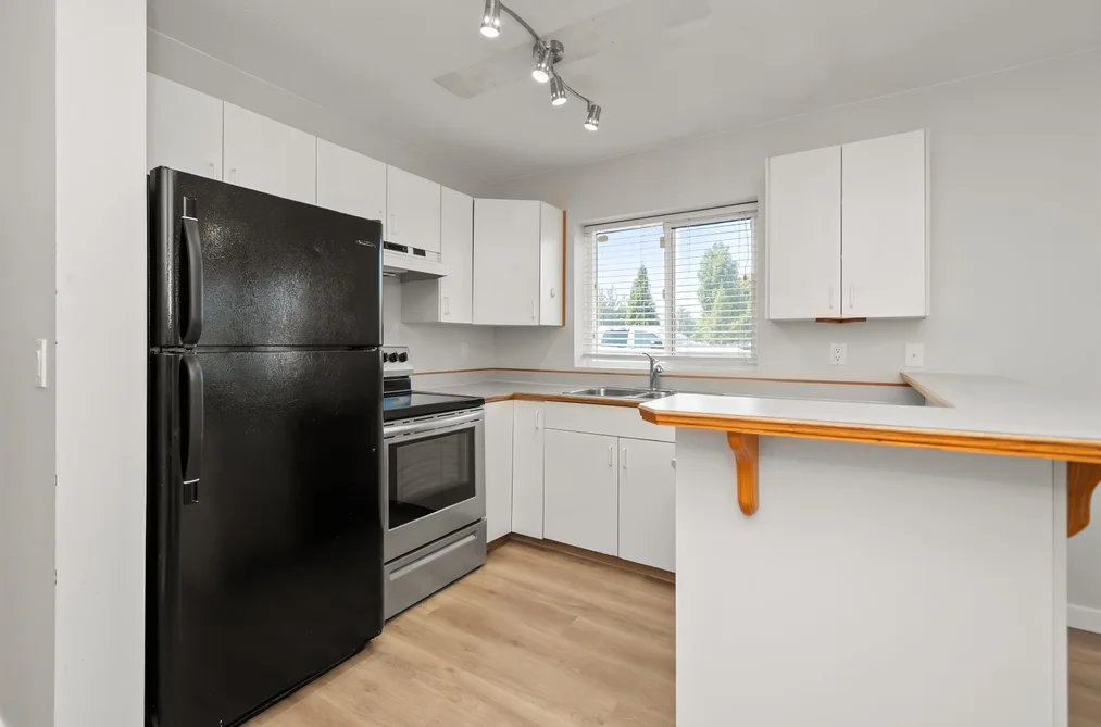 1-9206 Corbould Street, Chilliwack, BC - Townhouse for Sale - Photo 2 of 30 1-9206 Corbould Street, Chilliwack, BC - Townhouse for Sale - Photo 2 of 30