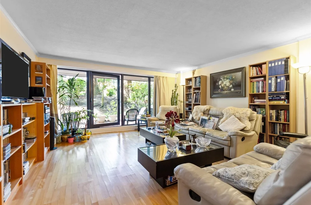 Condo for sale at 10 1425 Lamey'S Mill Road Vancouver British Columbia - MLS: R3099298