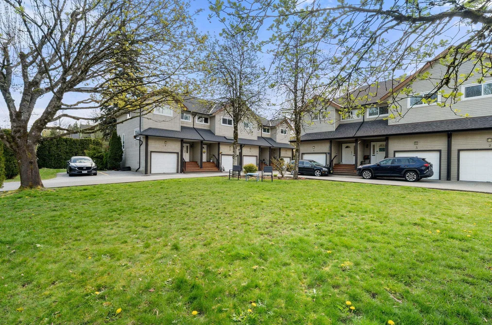 Townhouse for sale at 10 1700 Mamquam Road Squamish British Columbia - MLS: R3113773