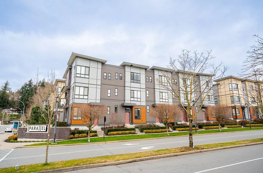 10 1938 NORTH PARALLEL ROAD, Abbotsford BC V3G 0H1, Abbotsford BC — Residential for Sale - Photo 2