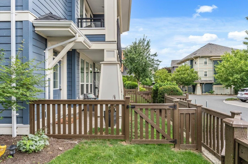 10 45290 SOOWAHLIE CRESCENT, Chilliwack BC V2R 0S6, Chilliwack BC — Residential for Sale — Photo 35 of 37