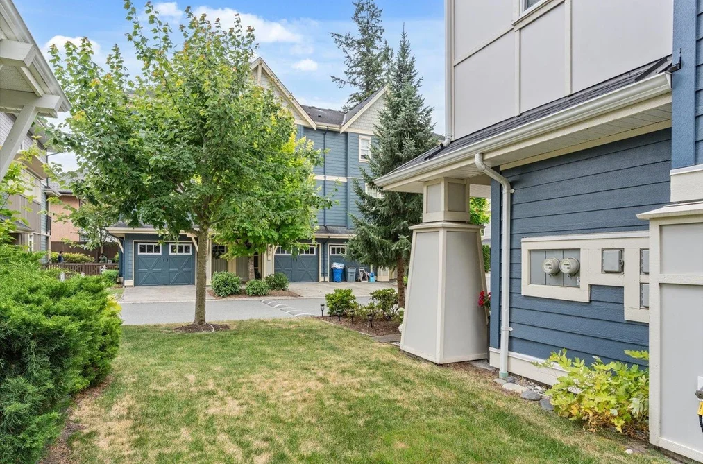 10 45290 SOOWAHLIE CRESCENT, Chilliwack BC V2R 0S6, Chilliwack BC — Residential for Sale — Photo 6 of 37