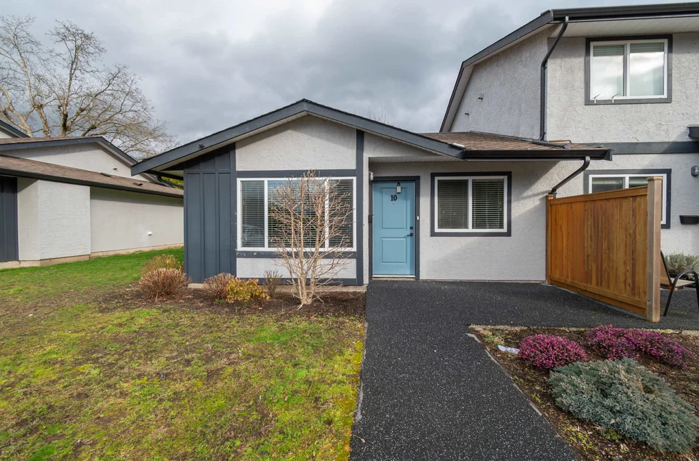 Townhouse for sale at 10 45927 Lewis Avenue Chilliwack British Columbia - MLS: R3105375
