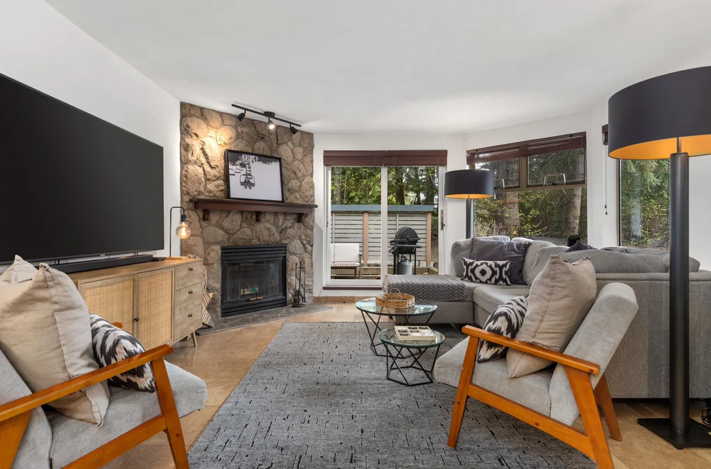 10 4636 BLACKCOMB WAY, Whistler BC V0N 1B4, Whistler BC — Residential for Sale - Photo 2