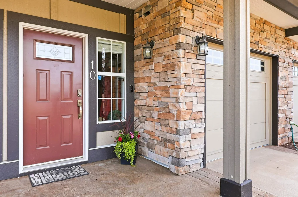 10 5900 JINKERSON ROAD, Chilliwack BC V2R 0B2, Chilliwack BC — Residential for Sale - Photo 2