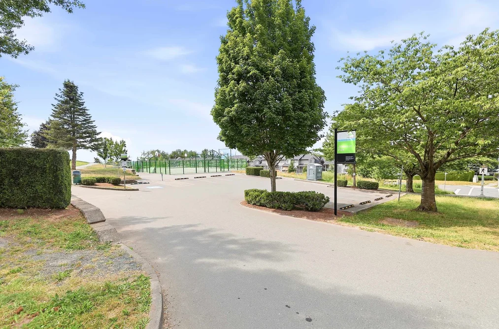10 5900 JINKERSON ROAD, Chilliwack BC V2R 0B2, Chilliwack BC — Residential for Sale — Photo 34 of 38