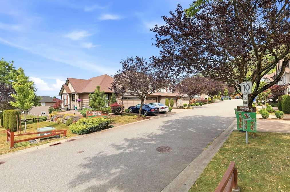 10 5900 JINKERSON ROAD, Chilliwack BC V2R 0B2, Chilliwack BC — Residential for Sale — Photo 35 of 38
