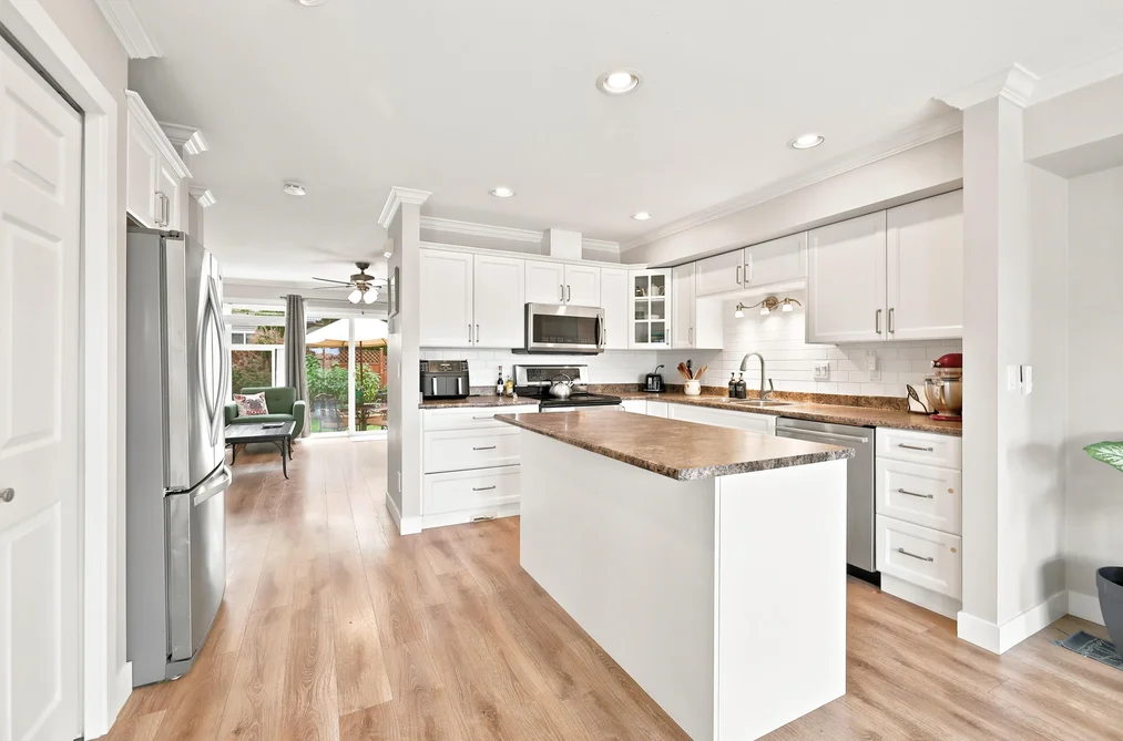 10 5900 JINKERSON ROAD, Chilliwack BC V2R 0B2, Chilliwack BC — Residential for Sale — Photo 4 of 38