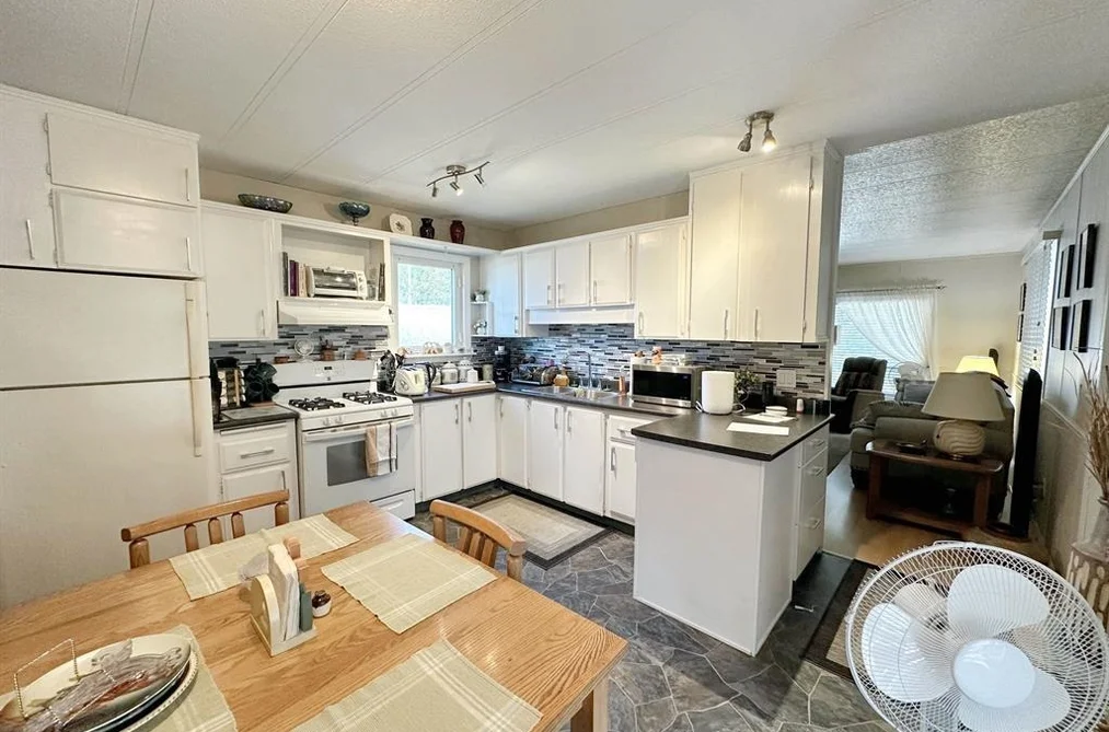 10 62010 FLOOD HOPE ROAD, Hope BC V0X 1L2, Hope BC — Residential for Sale - Photo 2