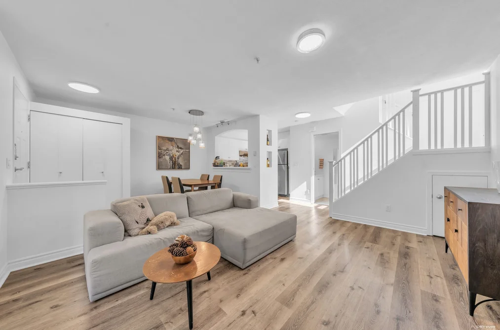 7128 Stride Ave Unit 10, Burnaby, BC - MLS: R3166121