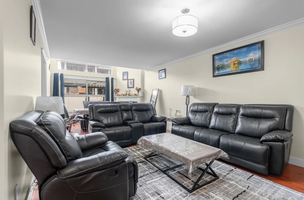 10 7250 122 STREET, Surrey BC V3W 1B4, Surrey BC — Residential for Sale - Photo 2