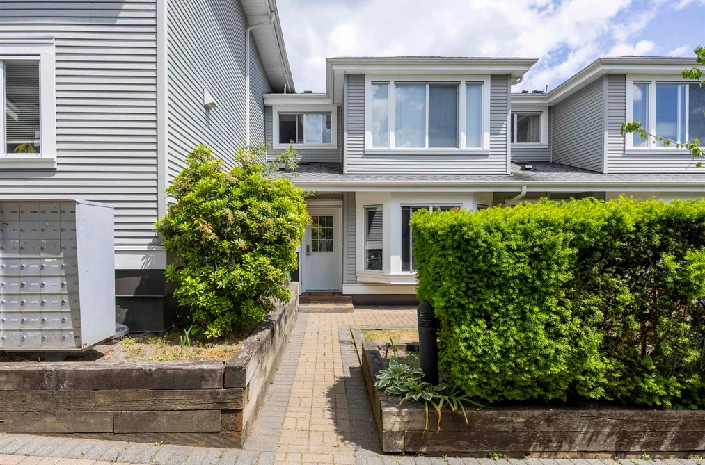 10 7370 STRIDE AVENUE, Burnaby BC V3N 5E6, Burnaby BC — Residential for Sale - Photo 2
