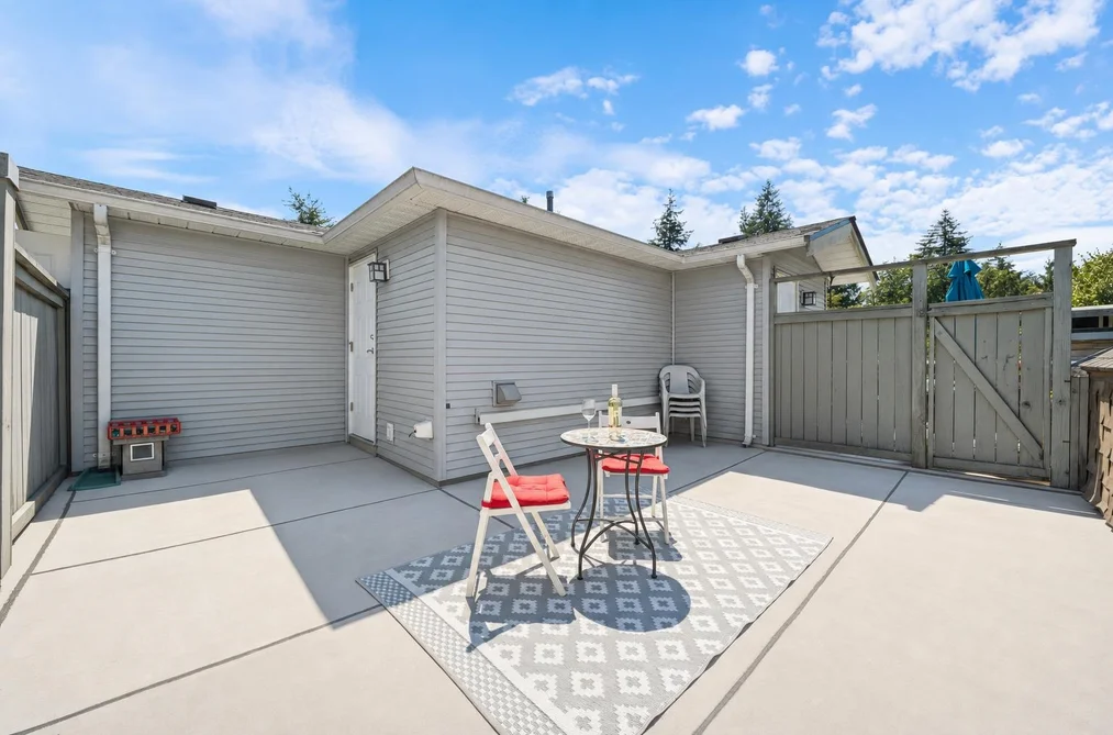 10 7428 SOUTHWYNDE AVENUE, Burnaby, BC — Residential for Sale — Photo 18 of 35