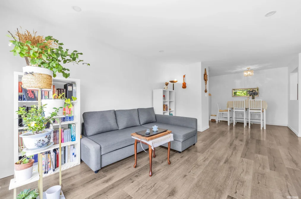 10 7561 HUMPHRIES COURT, Burnaby, BC — Residential for Sale — Photo 11 of 40