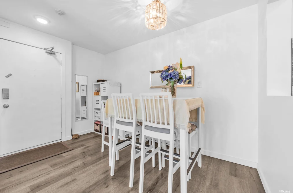 10 7561 HUMPHRIES COURT, Burnaby, BC — Residential for Sale — Photo 4 of 40