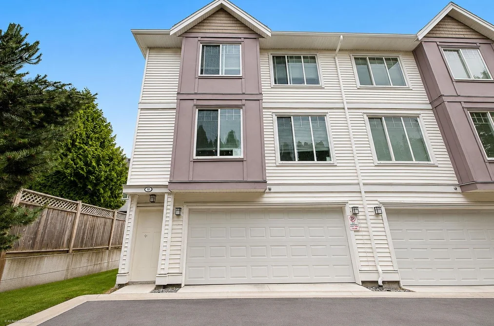 Townhouse for sale at 10 8033 166b Street Surrey British Columbia - MLS: R3133603