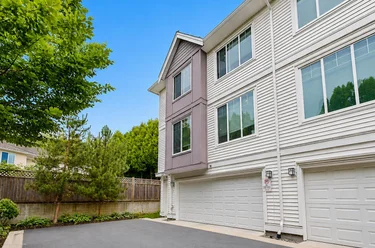 8033 166B St Unit 10, Surrey, BC - MLS: R3152958