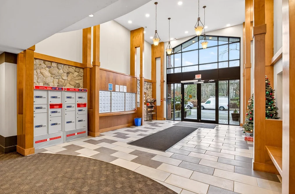 302 100 CAPILANO ROAD, Port Moody BC V3H 5M9, Port Moody BC — Residential for Sale - Photo 3