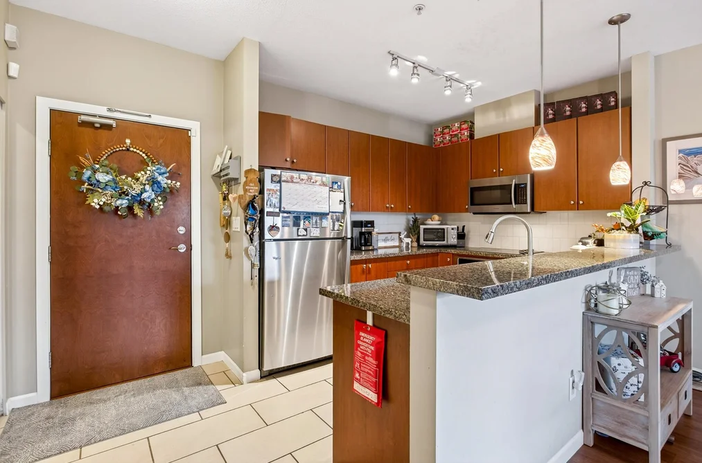 302 100 CAPILANO ROAD, Port Moody BC V3H 5M9, Port Moody BC — Residential for Sale - Photo 6