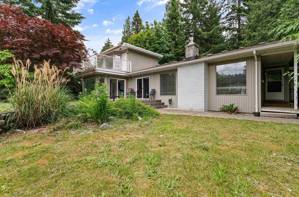 House for sale at 100 Robertson Crescent Hope British Columbia - MLS: R3131147