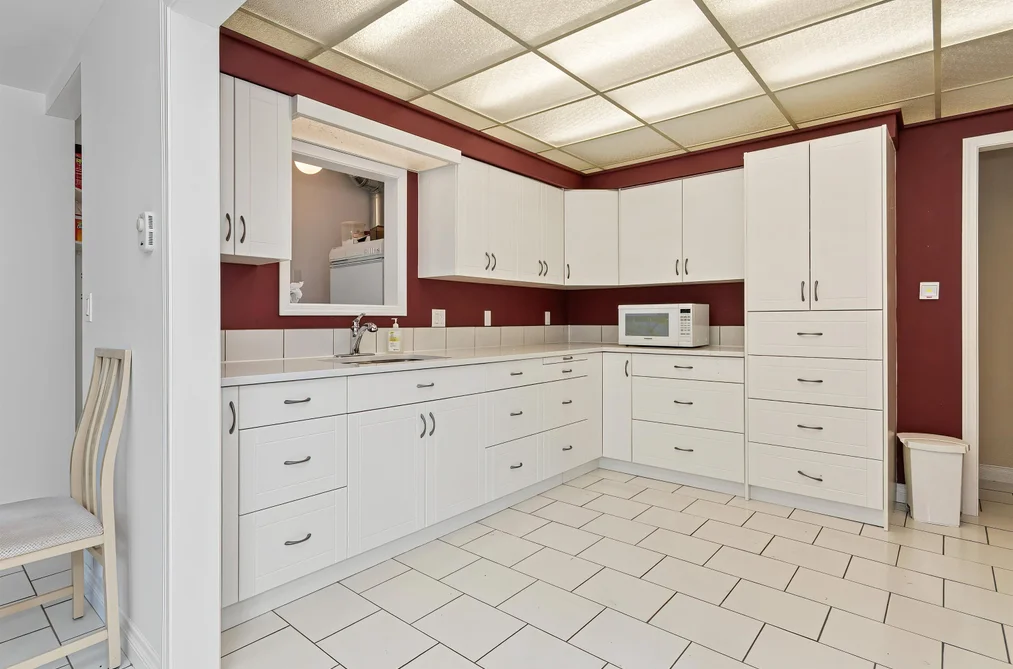 100 ROBERTSON CRESCENT, Hope BC V0X 1L4, Hope BC — Residential for Sale — Photo 12 of 40