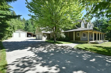 1000 Cemetery Rd, Gibsons, BC - MLS: R3160312