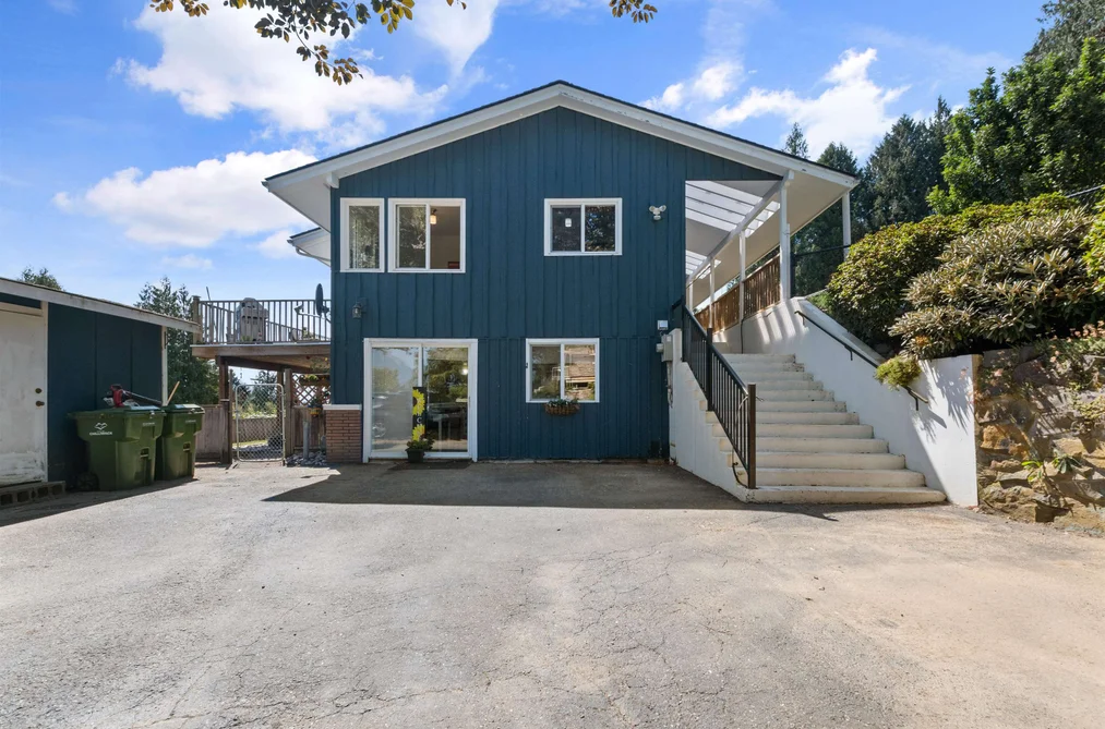 House for sale at 10005 Kenswood Drive Chilliwack British Columbia - MLS: R3130466