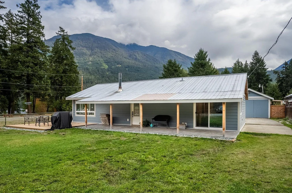 10008 Koocha Road, D'Arcy, BC - MLS: R3149581 - Photo 3 10008 Koocha Road, D'Arcy, BC - MLS: R3149581 - Photo 3
