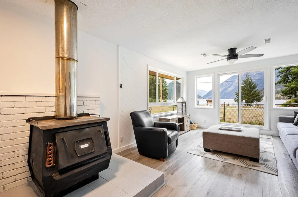 10008 Koocha Road, D'Arcy, BC - MLS: R3149581 - Photo 6 10008 Koocha Road, D'Arcy, BC - MLS: R3149581 - Photo 6