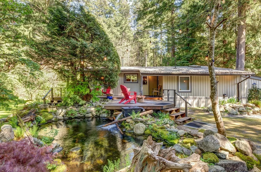 10009 PARADISE VALLEY ROAD, Squamish BC V0N 1H0, Squamish BC — Residential for Sale - Photo 3