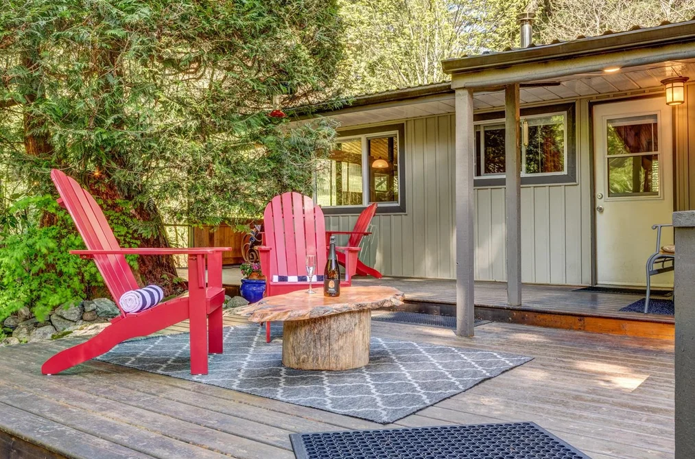 10009 PARADISE VALLEY ROAD, Squamish BC V0N 1H0, Squamish BC — Residential for Sale - Photo 4