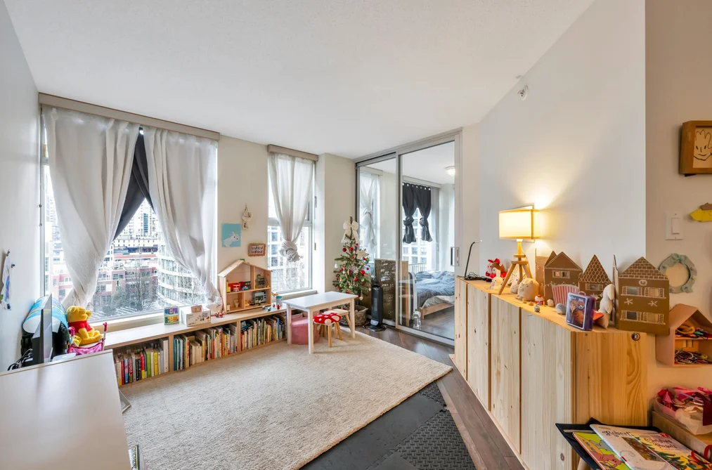 1001 1009 EXPO BOULEVARD, Vancouver BC V6Z 3A2, Vancouver BC — Residential for Sale - Photo 2