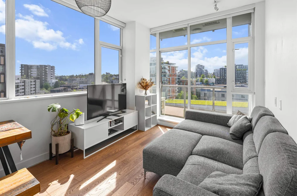 Condo for sale at 1001 108 E 1st Avenue Vancouver British Columbia - MLS: R3119643