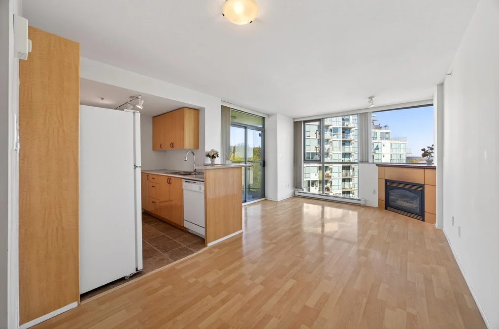 1001 2733 CHANDLERY PLACE, Vancouver BC V5S 4V3, Vancouver BC — Residential for Sale - Photo 2