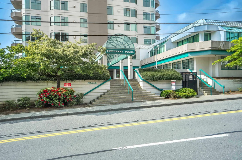 Condo for sale at 1001 32440 Simon Avenue Abbotsford British Columbia - MLS: R3162445