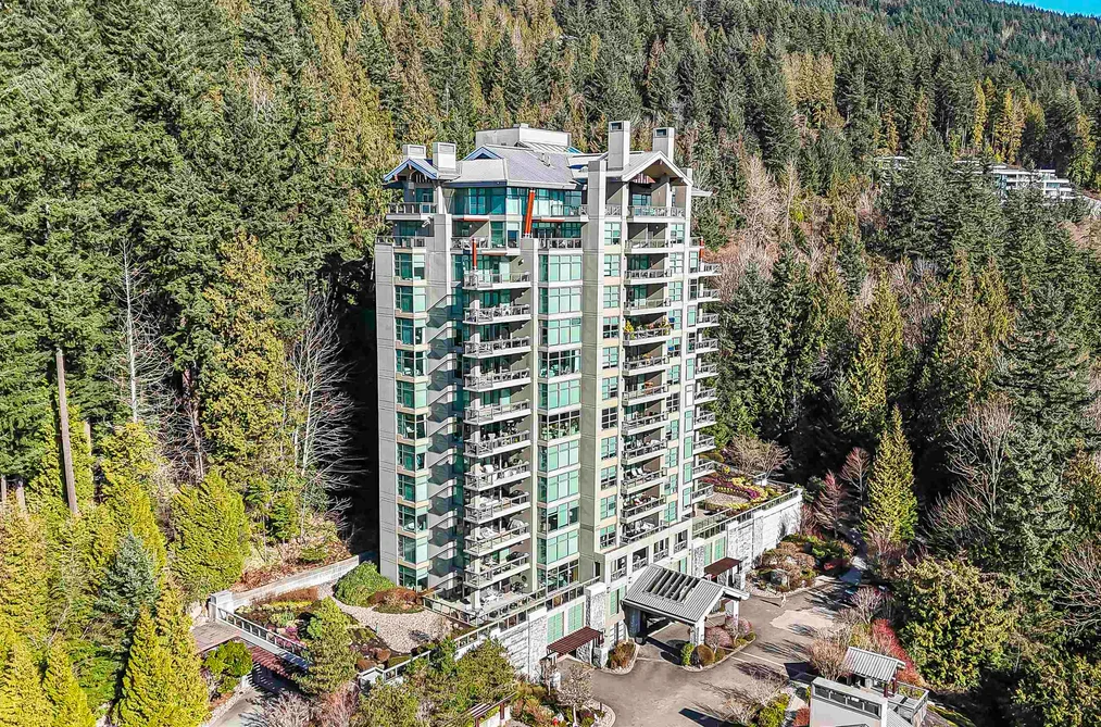 Condo for sale at 1001 3315 Cypress Place West Vancouver British Columbia - MLS: R3105990