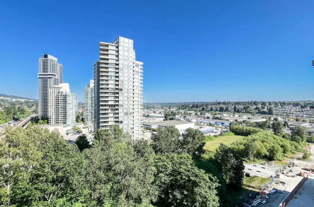 1001 4890 LOUGHEED HIGHWAY, Burnaby BC V5C 0N2, Burnaby BC — Residential for Sale - Photo 2