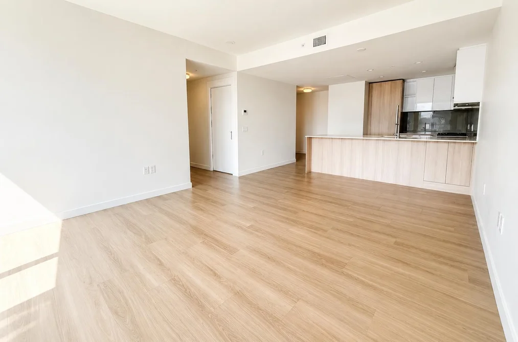 1001 618 CARNARVON STREET, New Westminster, BC — Residential for Sale — Photo 4 of 35