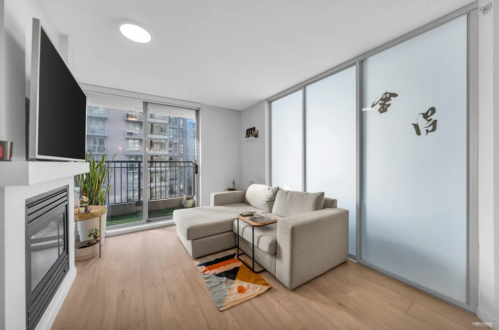 Condo for sale at 1001 989 Richards Street Vancouver British Columbia - MLS: R3089118